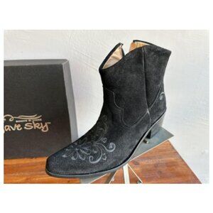 🩷🩷Agave Sky Black Vintage Floral Ankle Boot Size 10